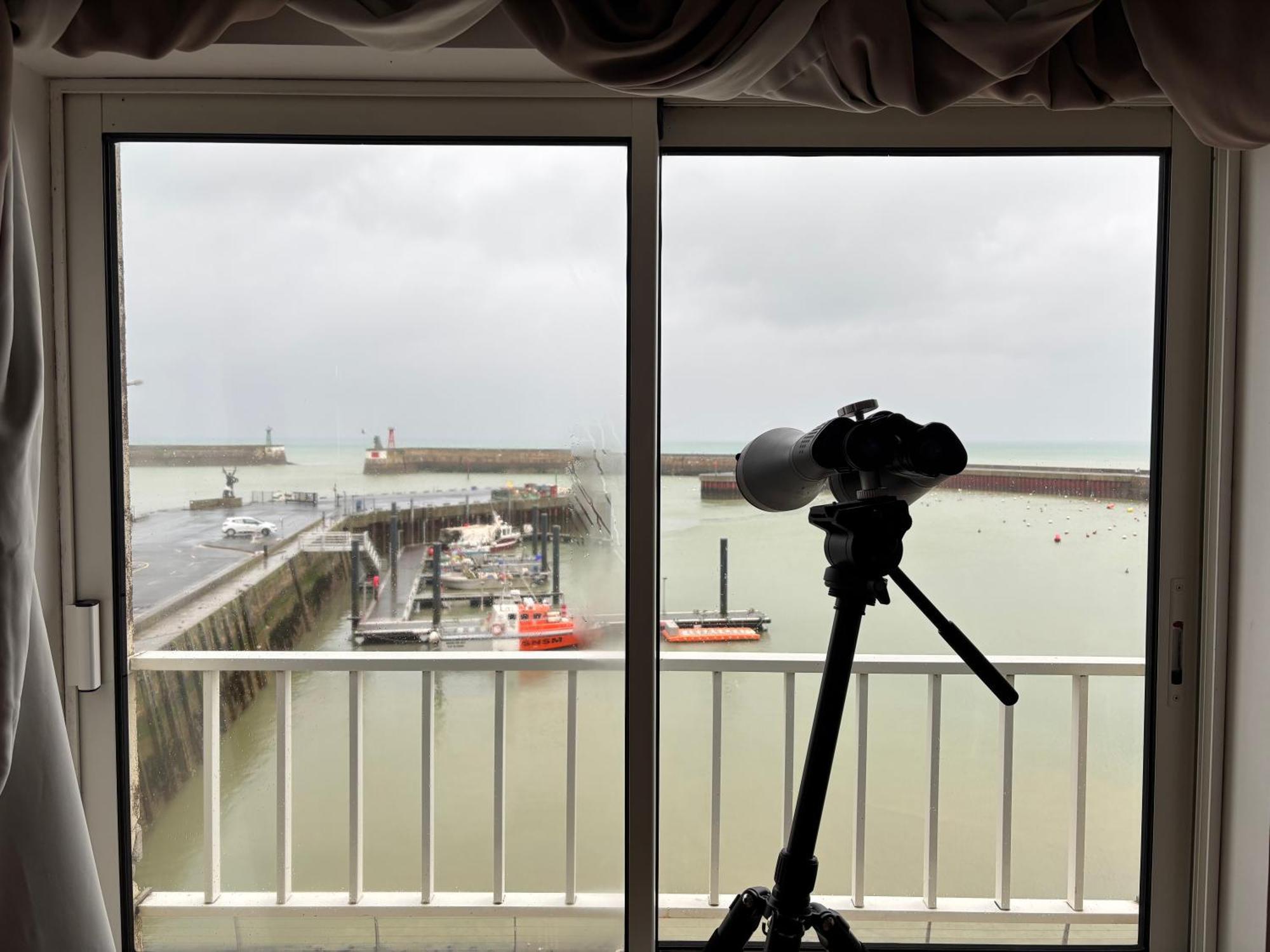 Cote Cottage Apt 3 Chambres Bien Equipee Vue Imprenable Sur Port Et Mer Etreham ภายนอก รูปภาพ
